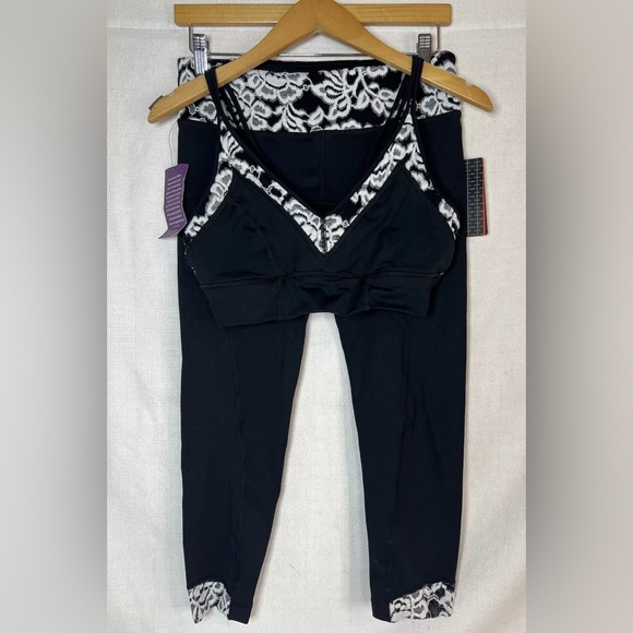 VIMMIA Anthropologie NWT White Flower Black Leggings & Bra (used) Sizes L & M - Picture 1 of 15